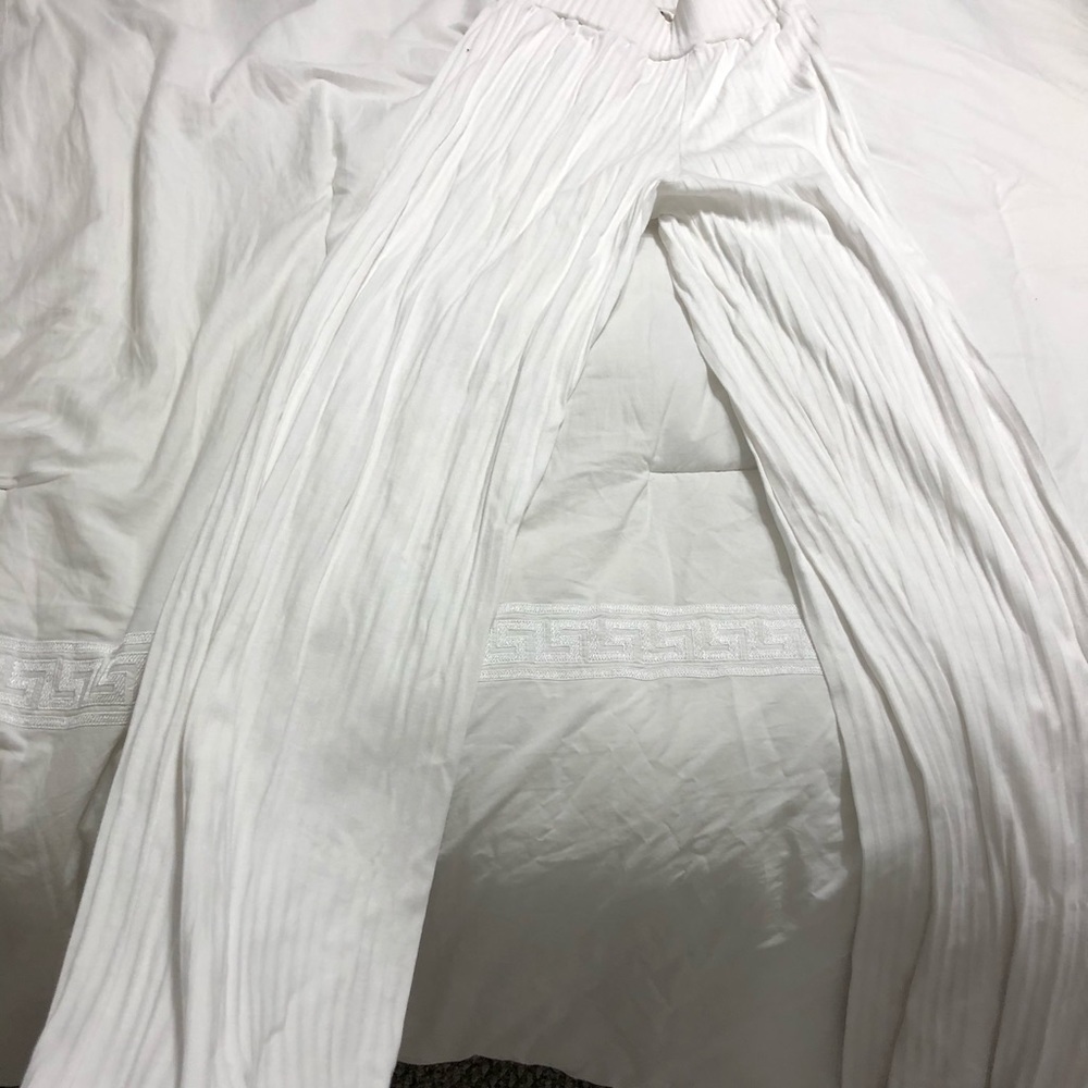 Flowy white pants